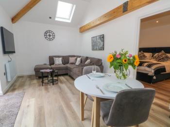 Studio, Chester (zdjęcie 5)