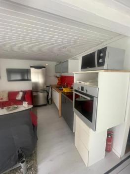 Cozy Guesthouse with Terrace, BBQ & Lake Access, Stockholm (photo 5)