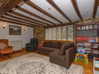 Poplar Farm House - Book Your Spring Summer Events - Pass the Keys, Leeds (zdjęcie 2)