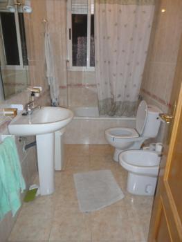 Classical big apartment one bedroom in RUZAFA - WIFI possible, Valencia (photo 5)