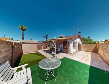 Stylish 3-Bedroom Las Vegas Getaway with Amenities, Las Vegas (photo 3)