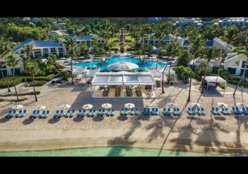 Beach fun with the family in this resort 3BD with onsite activities pool, kids room, and more, Cruz Bay (Foto 2)