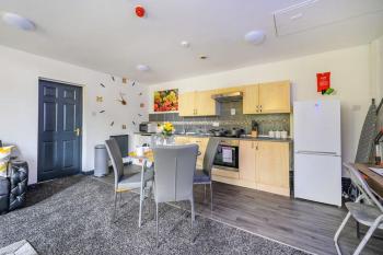 -F5GH- For relaxed & Cosy stay, Free Parking, WiFi, Leeds (foto 4)