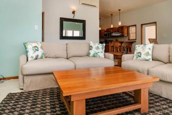 Residences at Barrier Reef 7B Oceanview 2 BR by Stay Floreo, San Pedro (foto 4)