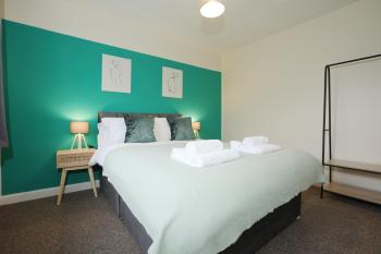 Blagdon Park By N And N Stays Ltd, Perfect for Contractors and Workers, Transport links 10 mins to City Centre, Free on Street Parking, Fast Wifi, Бат (фото 5)