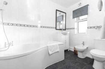 Three Bed House - Garden - Parking - 5 Guests - Fast Wifi - Netflix - 83B, Birmingham (fotografie 4)