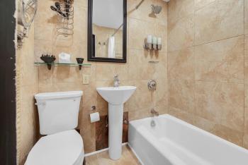 Midtown 1BR near Grand Central & Bryant Park, New York (Foto 4)
