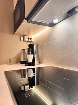 Central & Modern 2BR Apt, 4min Subway to Oslo City, Oslo (foto 4)