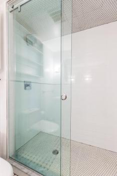 2 bedrooms max 2 people with one private bathroom in lovely home, New York (photo 5)