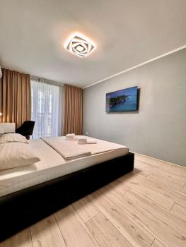 ApartPoltava апартаменти бізнес-класу в престижній НОВОбудові з панорамним балконом ЦЕНТР, Poltava (foto 3)