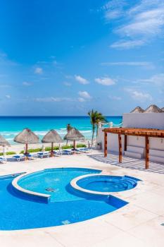 Condo with Balcony & Partial Ocean View at Marlin, Cancún (photo 4)