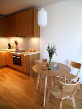 Charming apartment with a balcony in a great location, Praga (foto 5)