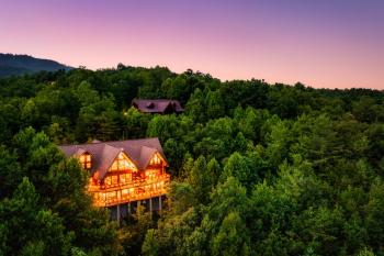 LeConte View - Lodge -Theater- July Deals-Views-GameRm-FirePit-HotTub, Gatlinburg (zdjęcie 4)
