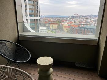 Luxury flat in Sky Park, castle view, free parking, Bratislava (fotografie 4)