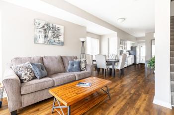 Luxury Downtown Townhome Private Garage Unit 16, Cleveland (photo 2)