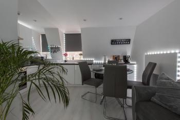 Parade Gardens Boutique Apartments- Central, Grade I Listed, 4K TVs, Hidden Views, Бат (фото 5)