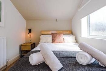 Industrial Design 4 Bed House, Manchester (fotografie 3)