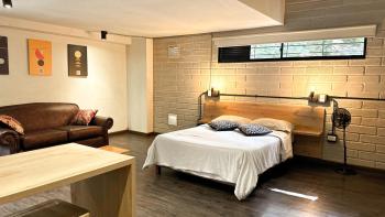 FRN101 Cozy loft located in a popular in Poblado By Roots Rentals, Medellín (foto 2)
