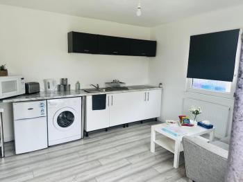 Entire Private 1 Bedroom - Guest Suite in Glasgow, Glasgow (Foto 2)