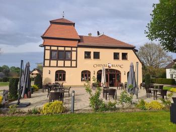 Bernsteinschloss, Wendorf (fotografie 4)