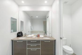Downtown LA with the breathtaking view 2 bedrooms and parking space, Los Angeles (fotografie 5)