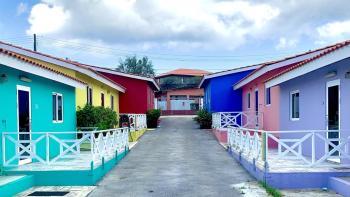 Central - Gated - 2 Bedrooms - Near Beaches, Willemstad (foto 3)