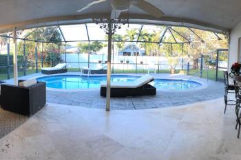 Single house with a heated pool in North Naples, Naples (fotografie 2)