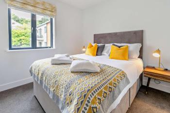 4 Rockham - Luxury Apartment at Byron Woolacombe, only 4 minute walk to Woolacombe Beach!, Woolacombe (photo 5)