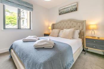 2 Rockham - Luxury Apartment at Byron Woolacombe, only 4 minute walk to Woolacombe Beach!, Woolacombe (photo 2)