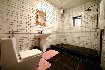 1-Bedroom Flat - Sleeps 3 - Pool - Spa - Parking, Lagos (Foto 4)