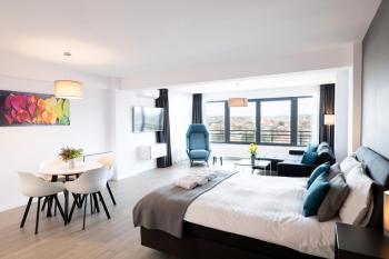 Lounge 8 Studios, Oradea (foto 2)
