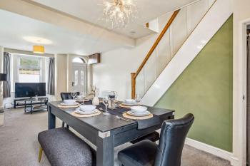 Large 3BDR House By Vista Stays Short Lets & Serviced Accommodation Glasgow With Pool Table & Free WiFi, Manchester (fotografie 4)