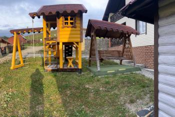 BEE HOUSE Поляниця Апартаменти, Bukovel (foto 3)