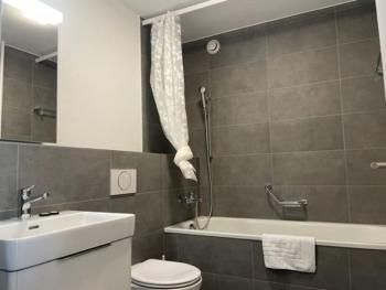 Sunny and very central 2BR flat - Sky8, Curych (fotografie 3)