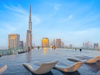 3 King Beds - 7mins to Dubai Mall - High Floor Sun Set and Sea View, Dubai (photo 2)