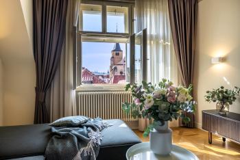Luxury 2BR Apartment in Old Town with AC by EasyBNB Premium, Praga (zdjęcie 3)