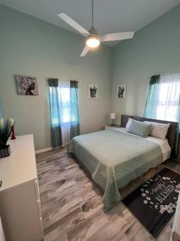 2 BR, 5 min Manasota Beach ,Venice, Venice (photo 4)