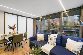 Unique Water Lodge in London - Roof Terrace, Londyn (zdjęcie 2)