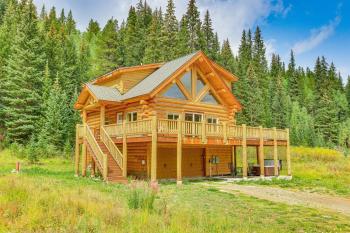 Log Cabin w/ Wraparound Deck in Breckenridge!, Breckenridge (zdjęcie 3)