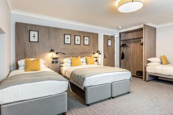 Princes Square Hotel, London (photo 4)