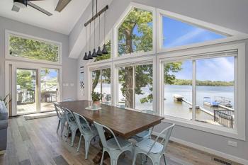 7 Bed Beachfront with Scenic Views Sister Lakes, Woodland Beach (foto 3)