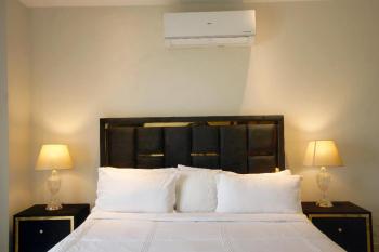 BNR - The Opus Residences 1-Bed Apartment Gulberg, Lahore (Foto 3)