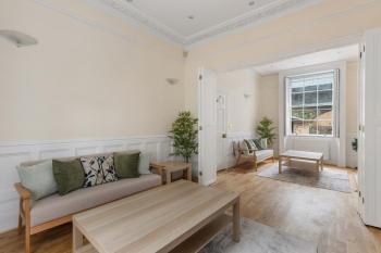 Parea Living - Spacious 4 Story House, Families, Big Groups, Londyn (zdjęcie 2)