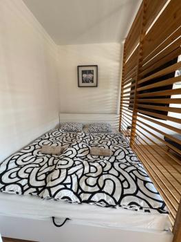 Garden-view Apartment near City Center, Bratislava (Foto 3)