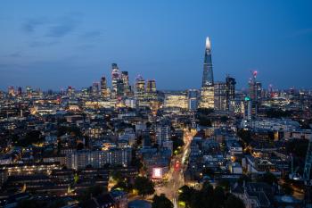 Stunning London city view large 1 bed apt, Londyn (zdjęcie 3)