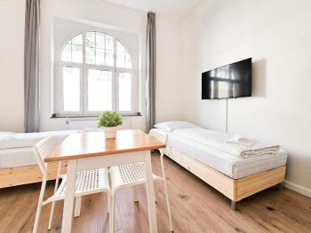 Tolstov Apartments - Studio Wohnungen - 15 Min zur Messe DUS, Düsseldorf (photo 2)