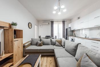 Alpha Apartments cozy & spacious apt, Tirana (zdjęcie 3)