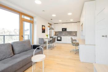 Apartment with balcony and castle view by URBAN RENT, Vilnius (fotografie 2)