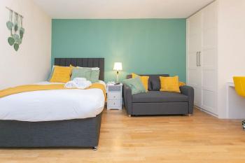 Trendy 1BR in West Kensington -opposite Station, Londyn (zdjęcie 5)