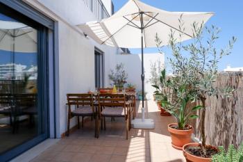 Spacious terrace, swimming pool, private parking, Olhão (foto 2)